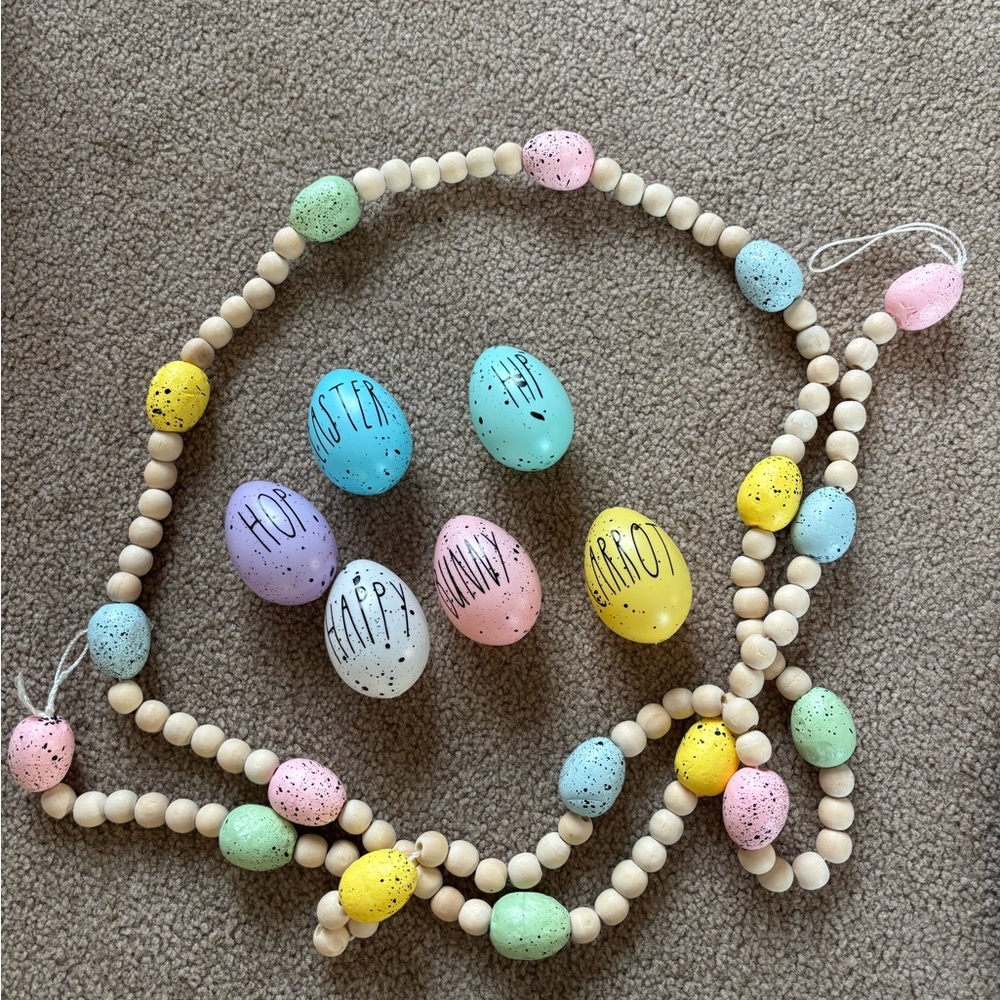 Pastel Speckled Easter Egg Bead Garland